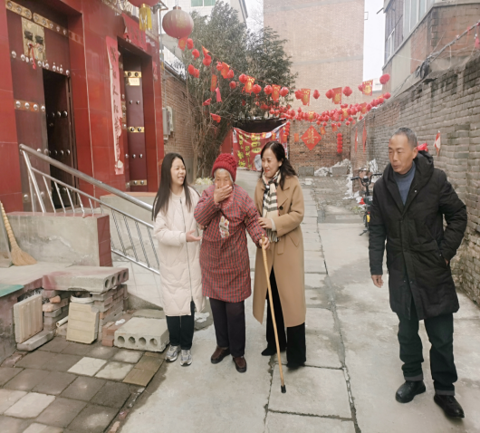 瑟瑟冬日 暖暖溫情——公司黨委、工會開展“送溫暖、送祝福”活動